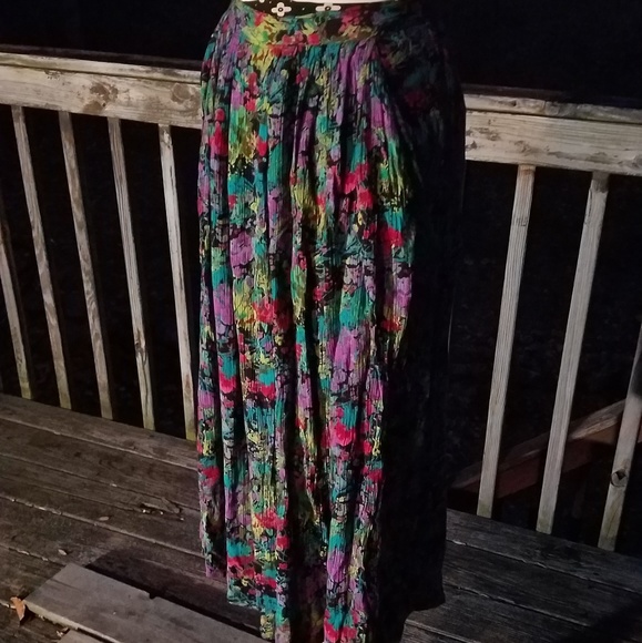 Christine David Floral Skirt - Picture 8 of 8